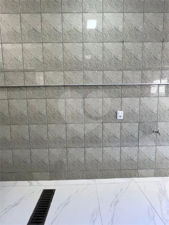 Sobrado à venda com 3 quartos, sendo 1 suíte, em Conjunto Habitacional Brás Cubas, Mogi das Cruzes, SP