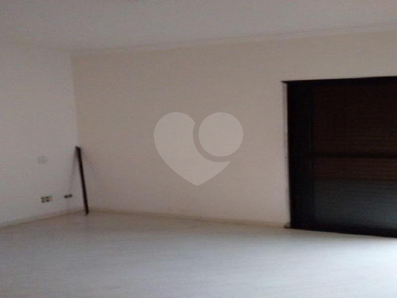Apartamento à venda com 3 quartos, sendo 1 suíte,  em Vila Suzana, São Paulo, SP