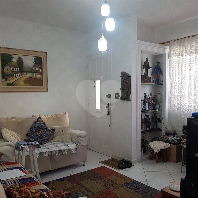 Casa de Vila à venda com 4 quartos, sendo 1 suíte, em Santana, São Paulo, SP