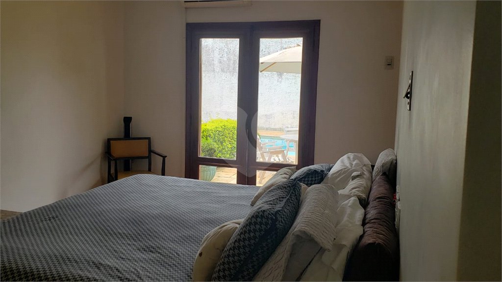 Casa de Vila à venda com 3 quartos, sendo 2 suítes, em Jardim Emília, Sorocaba, SP