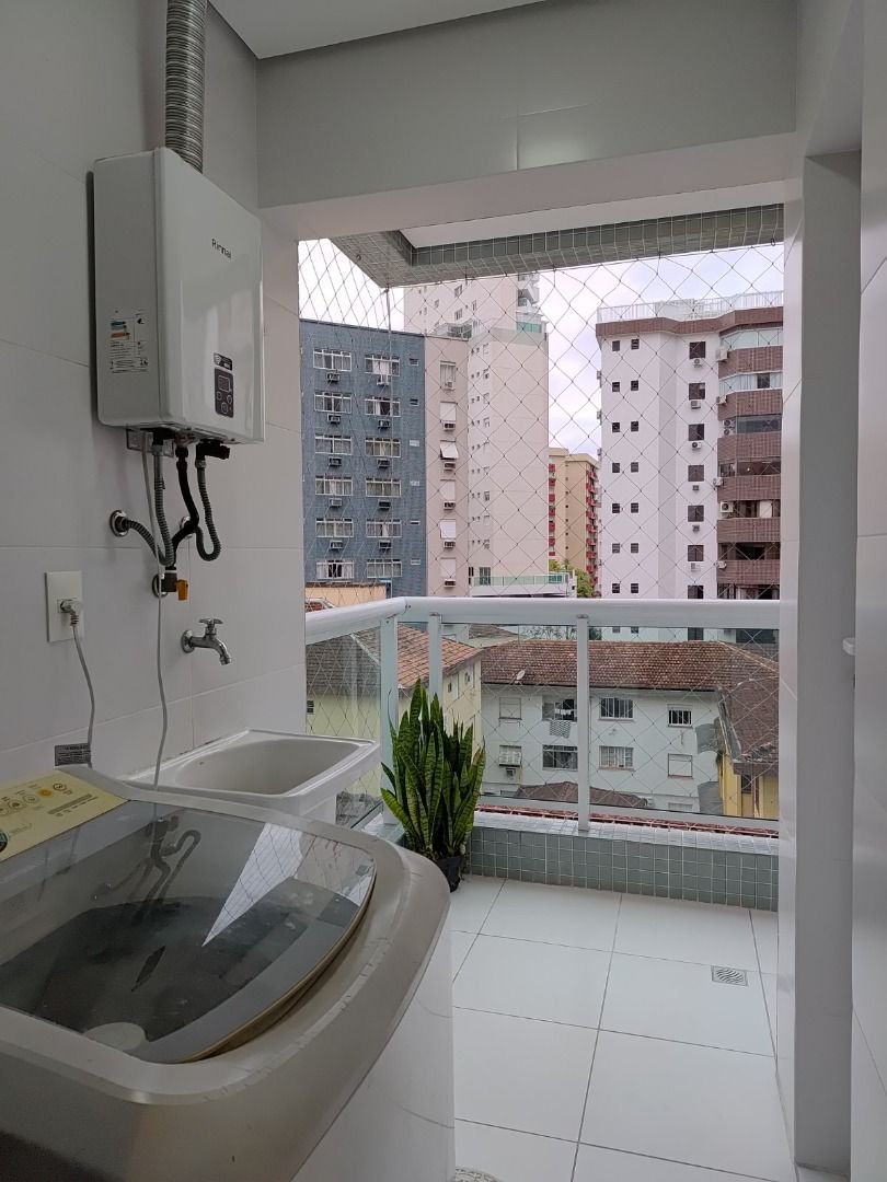 Apartamento com 2 dormitórios à venda, 76 m² por R$ 1.150.000,00 - Gonzaga - Santos/SP