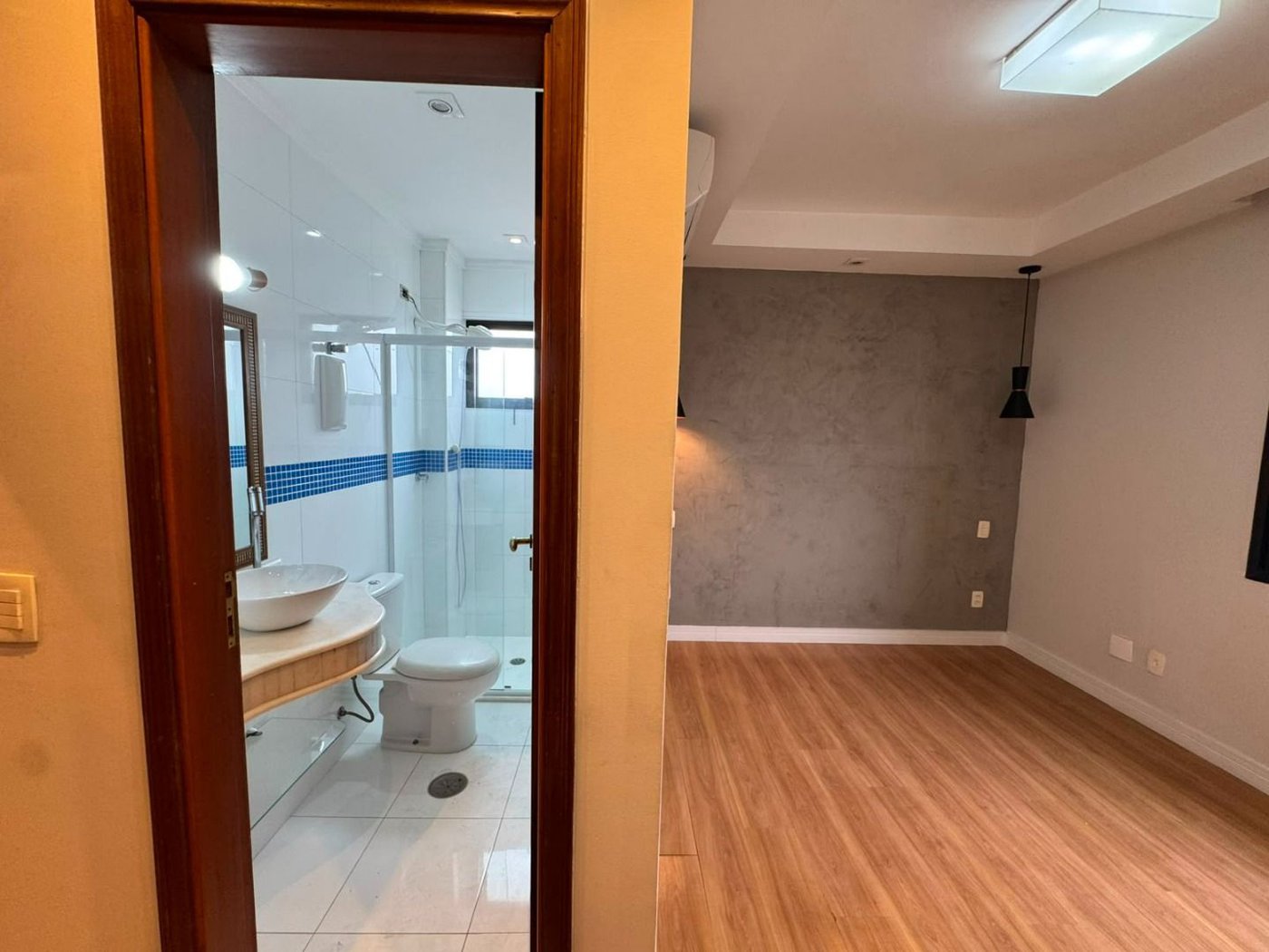 Apartamento com 3 dormitórios à venda, 103 m² por R$ 765.000,00 - Embaré - Santos/SP