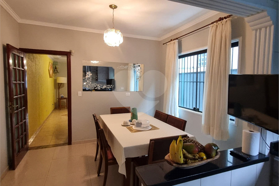Sobrado à venda com 4 quartos, sendo 2 suítes, em Vila Barreto, São Paulo, SP