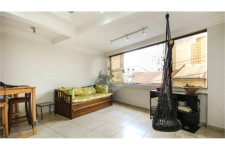 Prédio à venda com 5 quartos em Santa Teresinha, São Paulo, SP