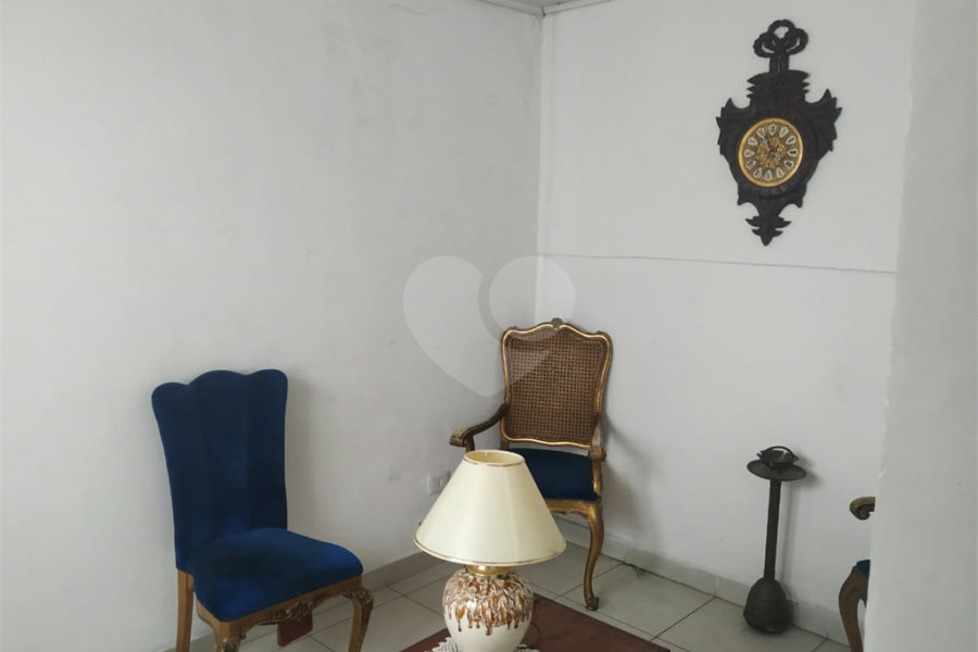 Casa à venda com 7 quartos, sendo 1 suíte, em Santana, São Paulo, SP