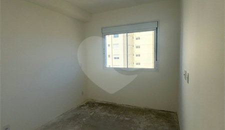 Apartamento à venda com 2 quartos, sendo 1 suíte,  em Vila Rosália, Guarulhos, SP