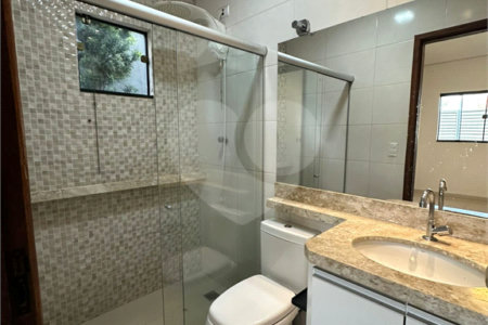 Casa à venda com 3 quartos, sendo 1 suíte,  em Jardim Estoril, Ponta Porã, MS