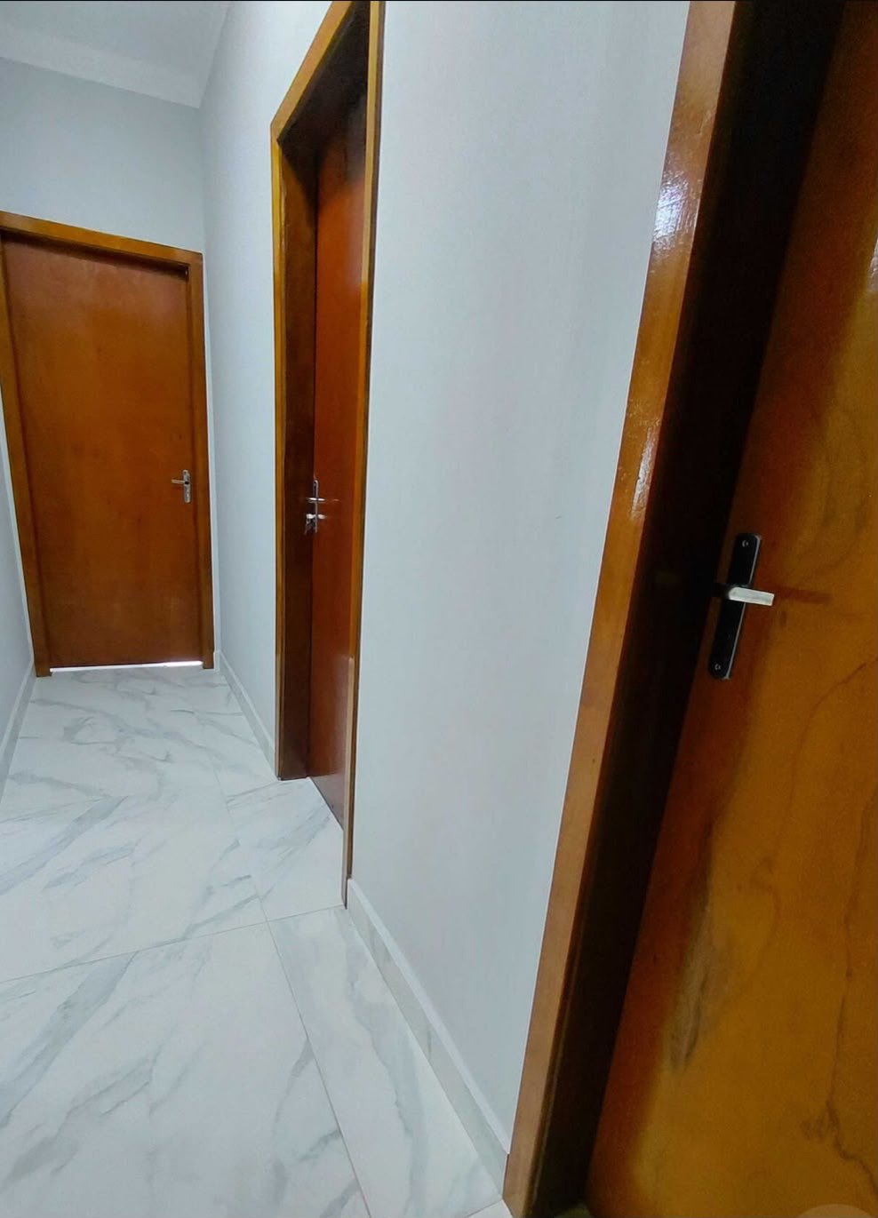 Casa à venda com 3 quartos, sendo 1 suíte,  em Jardim Flamboyant, Três Lagoas, MS