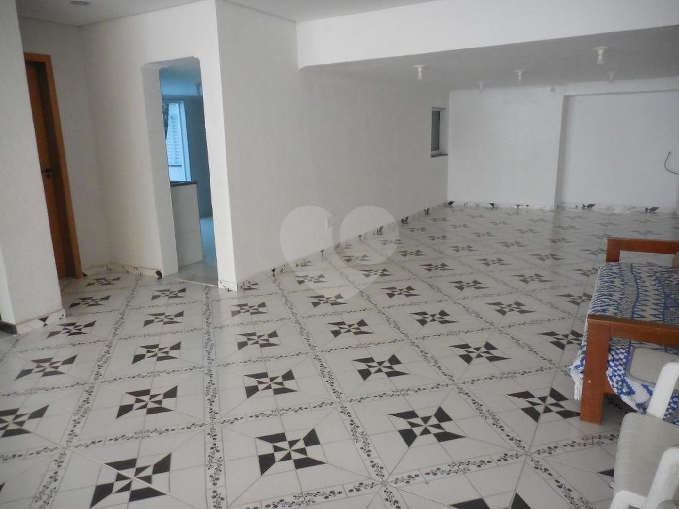 Casa Térrea à venda com 3 suítes em Horto, São Paulo, SP