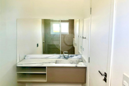 Casa à venda com 4 quartos, sendo 3 suítes, no condomínio Village Araçoiaba, Araçoiaba da Serra - SP