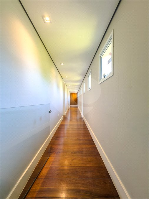Casa à venda com 4 suítes no condomínio Villa Borghese, Indaiatuba - SP