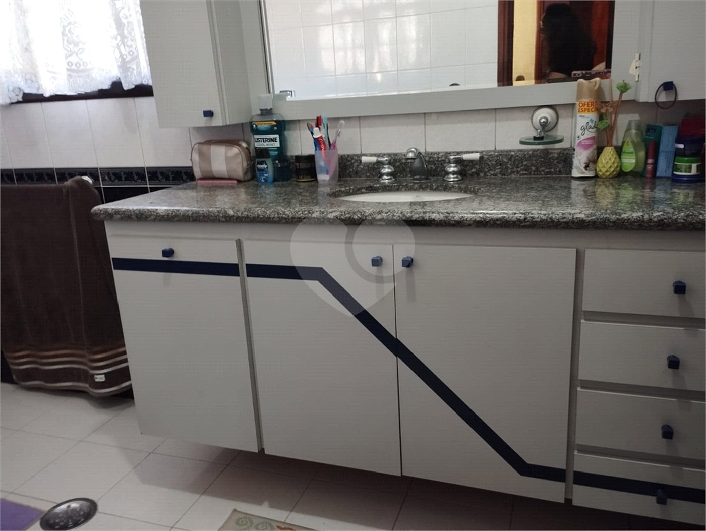 Sobrado à venda com 4 quartos, sendo 1 suíte, em Tremembé, São Paulo, SP