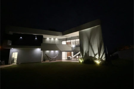 Casa à venda com 4 suítes em Monte Alegre, Vinhedo, SP