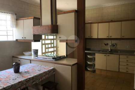 Casa à venda com 6 quartos no Centro, Vinhedo, SP