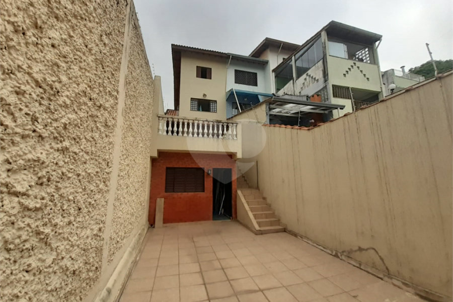 Sobrado à venda com 3 quartos, sendo 1 suíte, em Vila Maria Alta, São Paulo, SP