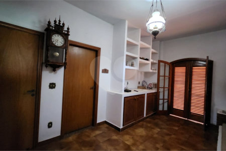 Sobrado à venda ou para alugar com 5 quartos, sendo 1 suíte, em Vila Harmonia, Araraquara, SP