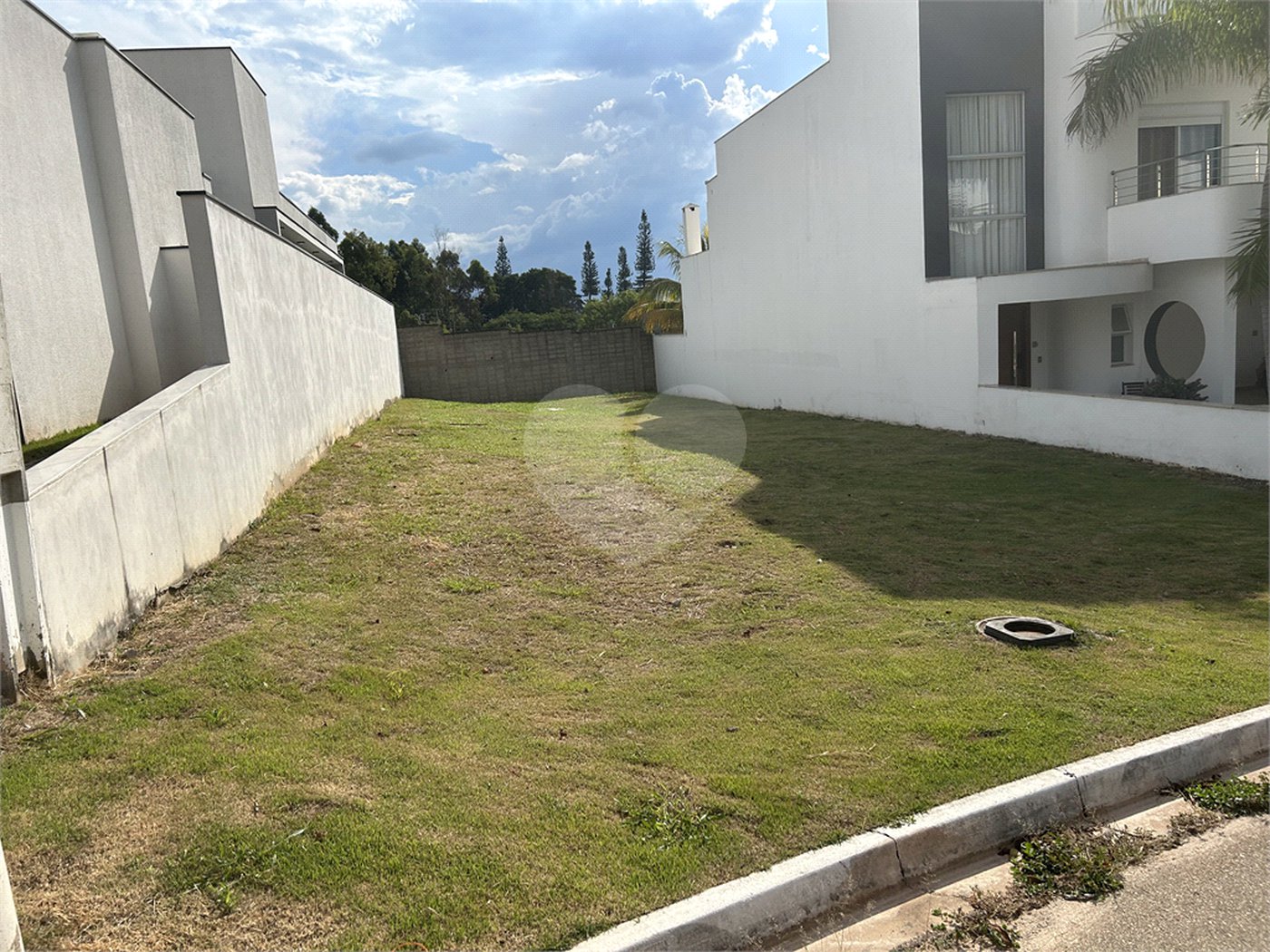 Terreno à venda em Loteamento Residencial Villágio Di Capri, Votorantim, SP