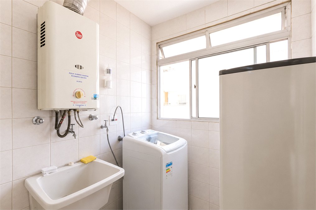 Apartamento à venda com 3 quartos, sendo 1 suíte,  em Chácara Inglesa, São Paulo, SP
