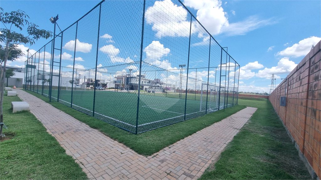 Casa à venda com 3 quartos, sendo 1 suíte,  no condomínio Residencial Villagio Wanel, Sorocaba - SP