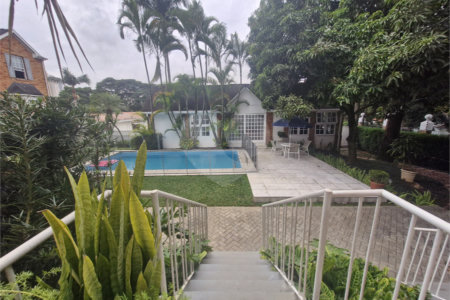 Casa para alugar com 4 quartos, sendo 2 suítes, no condomínio Fairmont, São Paulo - SP