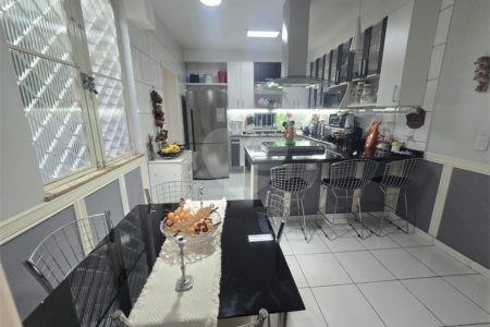 Casa à venda com 5 quartos, sendo 2 suítes, em Tijuca, Rio de Janeiro, RJ
