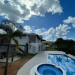 Casa à venda com 4 suítes no condomínio Jardim das Palmeiras, Bragança Paulista - SP