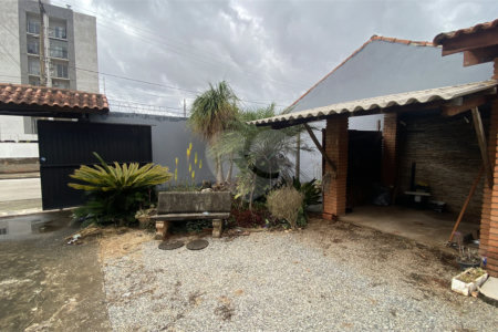 Casa para alugar com 2 quartos, sendo 1 suíte,  em Vila Carolina, Itapetininga, SP