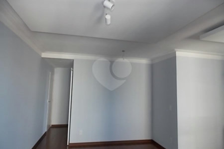 Apartamento à venda com 3 quartos, sendo 2 suítes,  em Jardim Arpoador, São Paulo, SP