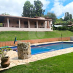 Casa à venda com 3 suítes no condomínio Granja Verediana, Ibiúna - SP
