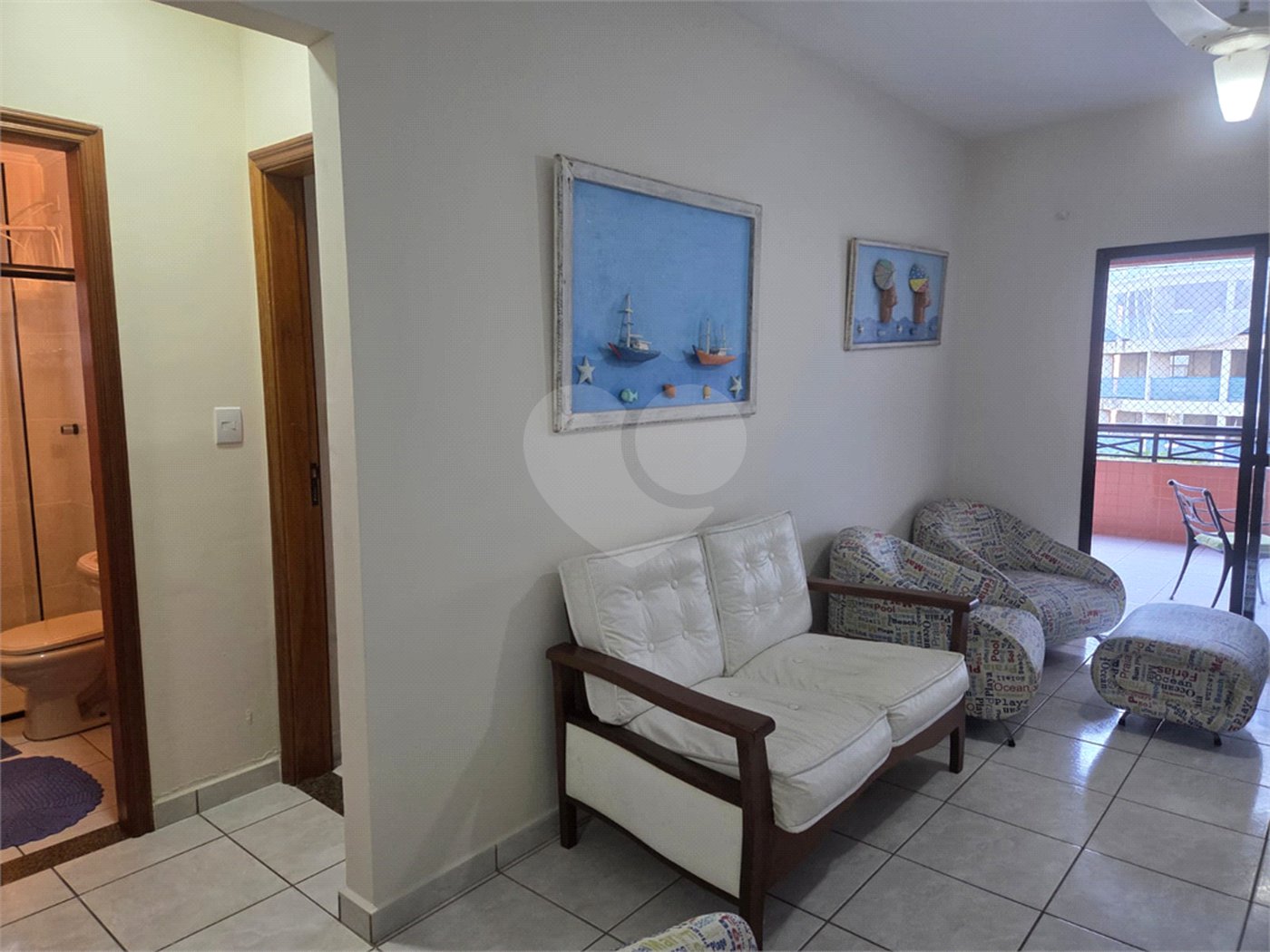 Apartamento à venda com 2 quartos, sendo 1 suíte, em Canto do Forte, Praia Grande, SP