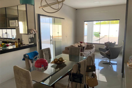 Casa à venda com 3 suítes em Loteamento Parque dos Ipês, Balsas, MA