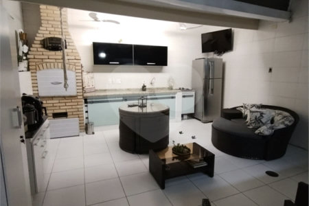 Sobrado à venda com 3 suítes em Jardim Bonfiglioli, São Paulo, SP