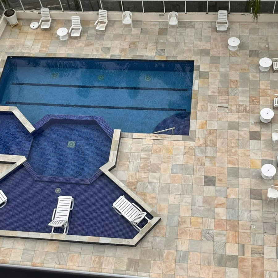 Apartamento com 2 dormitórios à venda, 65 m² por R$ 360.000,00 - Vila Júlia - Guarujá/SP