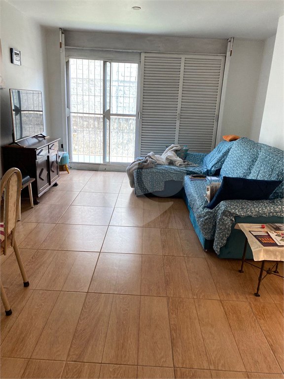 Sobrado à venda com 4 quartos, sendo 2 suítes, em Paraisópolis, São Paulo, SP