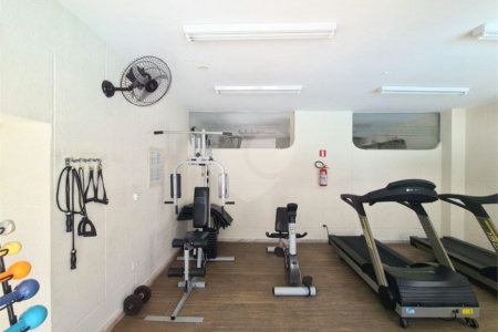 Apartamento à venda com 3 quartos, sendo 1 suíte, em Jardim das Acácias, São Paulo, SP