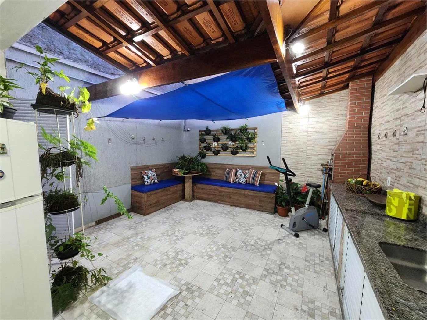 Sobrado à venda com 3 quartos, sendo 1 suíte,  em Jardim Ana Maria, São Paulo, SP
