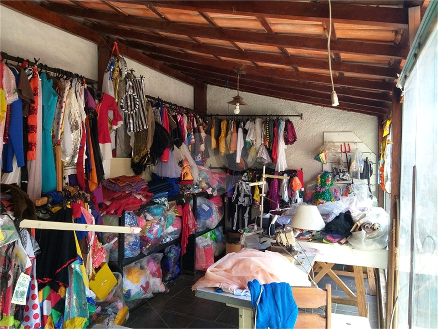 Casa Térrea à venda com 3 quartos, sendo 1 suíte,  no Centro, Serra Negra, SP