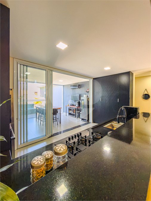 Casa à venda com 3 suítes no condomínio Jardim Residencial Dona Maria José, Indaiatuba - SP