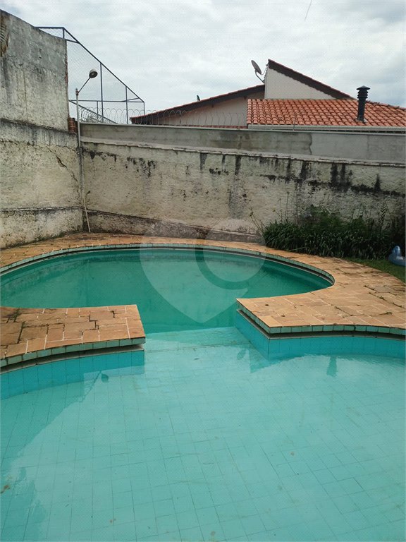 Casa à venda com 3 quartos, sendo 2 suítes, em Vila Santista, Atibaia, SP