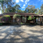 Casa à venda com 5 quartos, sendo 4 suítes, no condomínio Vilarejo Estoril, Mairiporã - SP