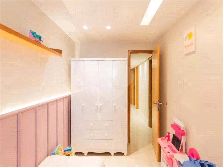 Apartamento à venda com 4 quartos, sendo 1 suíte,  em Tijuca, Rio de Janeiro, RJ