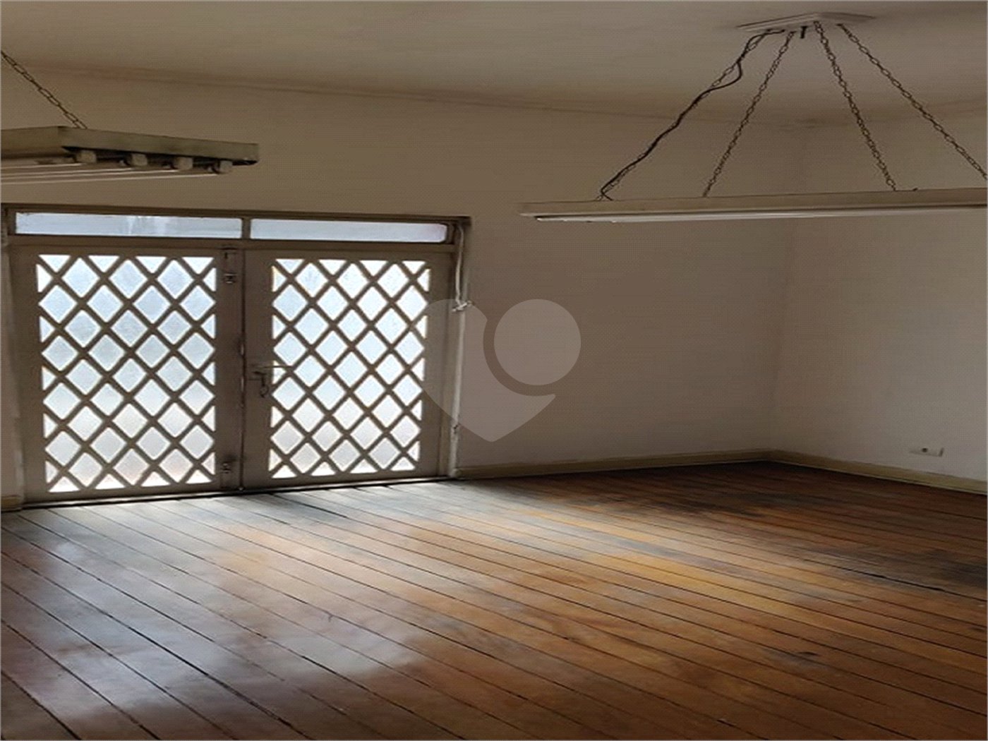 Casa à venda com 3 quartos em Água Branca, São Paulo, SP