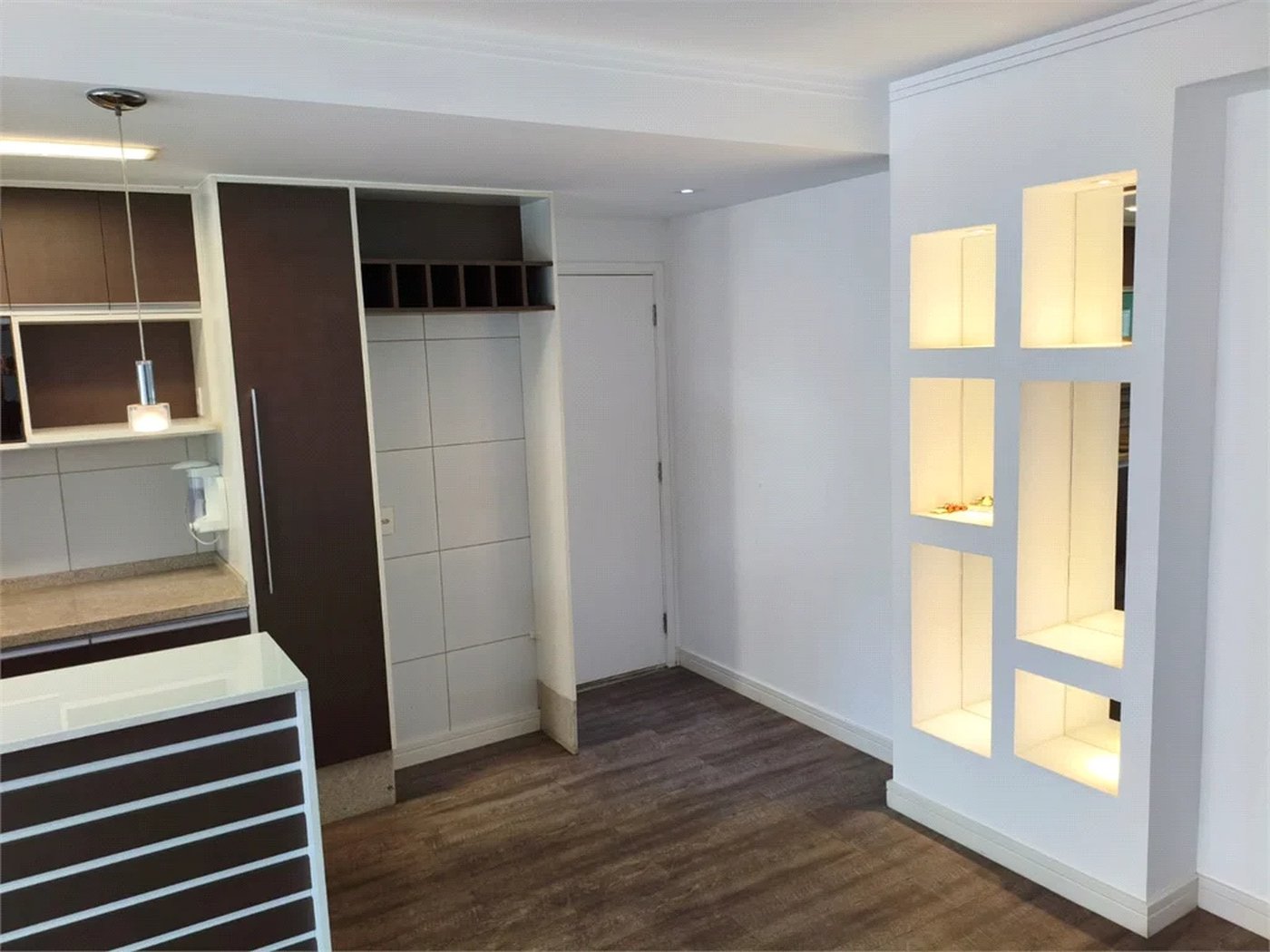 Apartamento à venda com 2 quartos, sendo 1 suíte, em Vila Andrade, São Paulo, SP