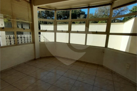 Casa à venda com 5 quartos, sendo 3 suítes,  no condomínio Estância Marambaia, Vinhedo - SP