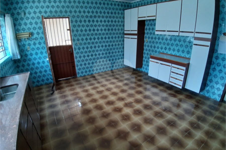 Casa à venda com 3 quartos, sendo 1 suíte,  em Vila Gomes, São Paulo, SP