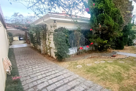 Casa à venda com 5 quartos, sendo 4 suítes, em Jardim Armênia, Mogi das Cruzes, SP