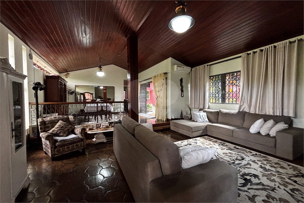 Sobrado à venda com 4 quartos, sendo 1 suíte, em Casa Verde, São Paulo, SP
