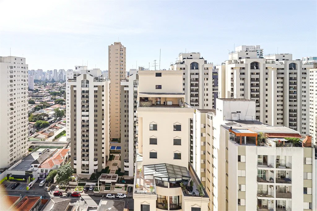 Apartamento à venda com 3 suítes em Cidade Monções, São Paulo, SP