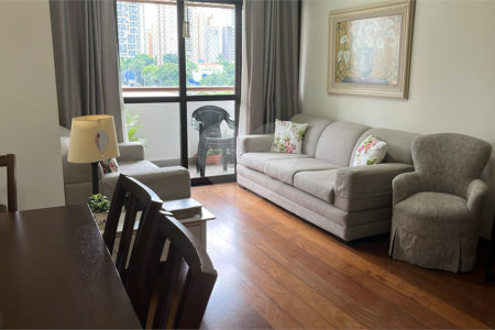 Apartamento à venda com 3 quartos, sendo 1 suíte,  em Jardim das Acácias, São Paulo, SP