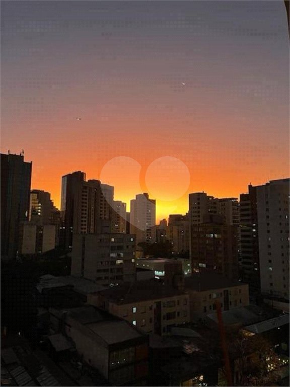 Apartamento à venda ou para alugar com 1 suíte em Jardim Europa, São Paulo, SP